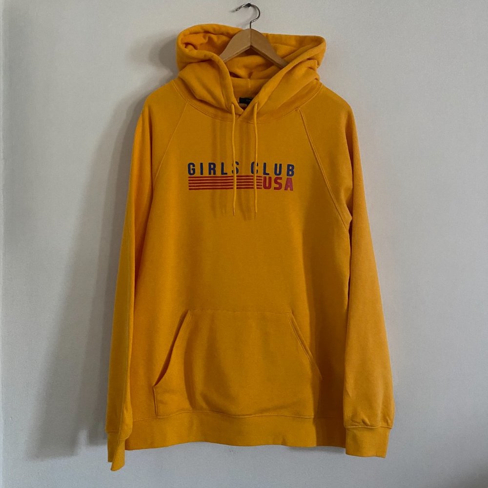 Women's Retro/Vintage Style Girls Club USA Yellow Gold Hoodie